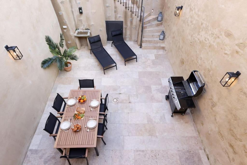 Longue Vie A La Reine - Piscine - Chateau การ์กาซอน ภายนอก รูปภาพ